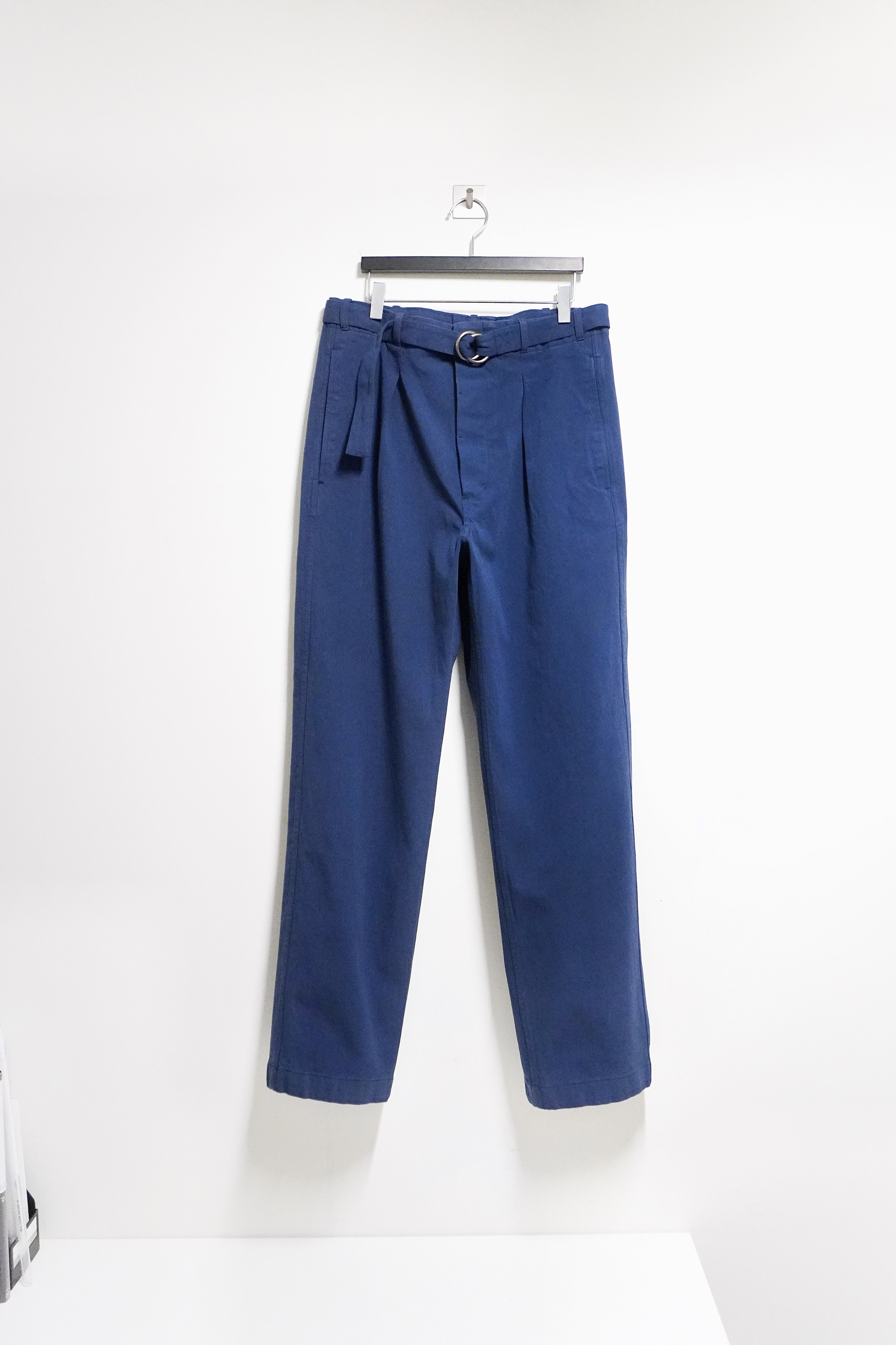 [DOCUMENT] Chino Cloth Belted Trousers - Blue