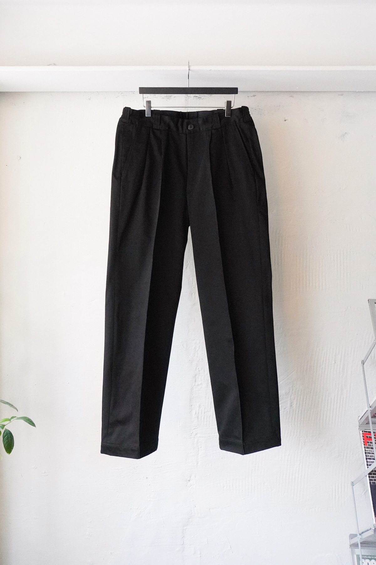 [OLD JOE BRAND] Front Tuck Army Trousers - Black