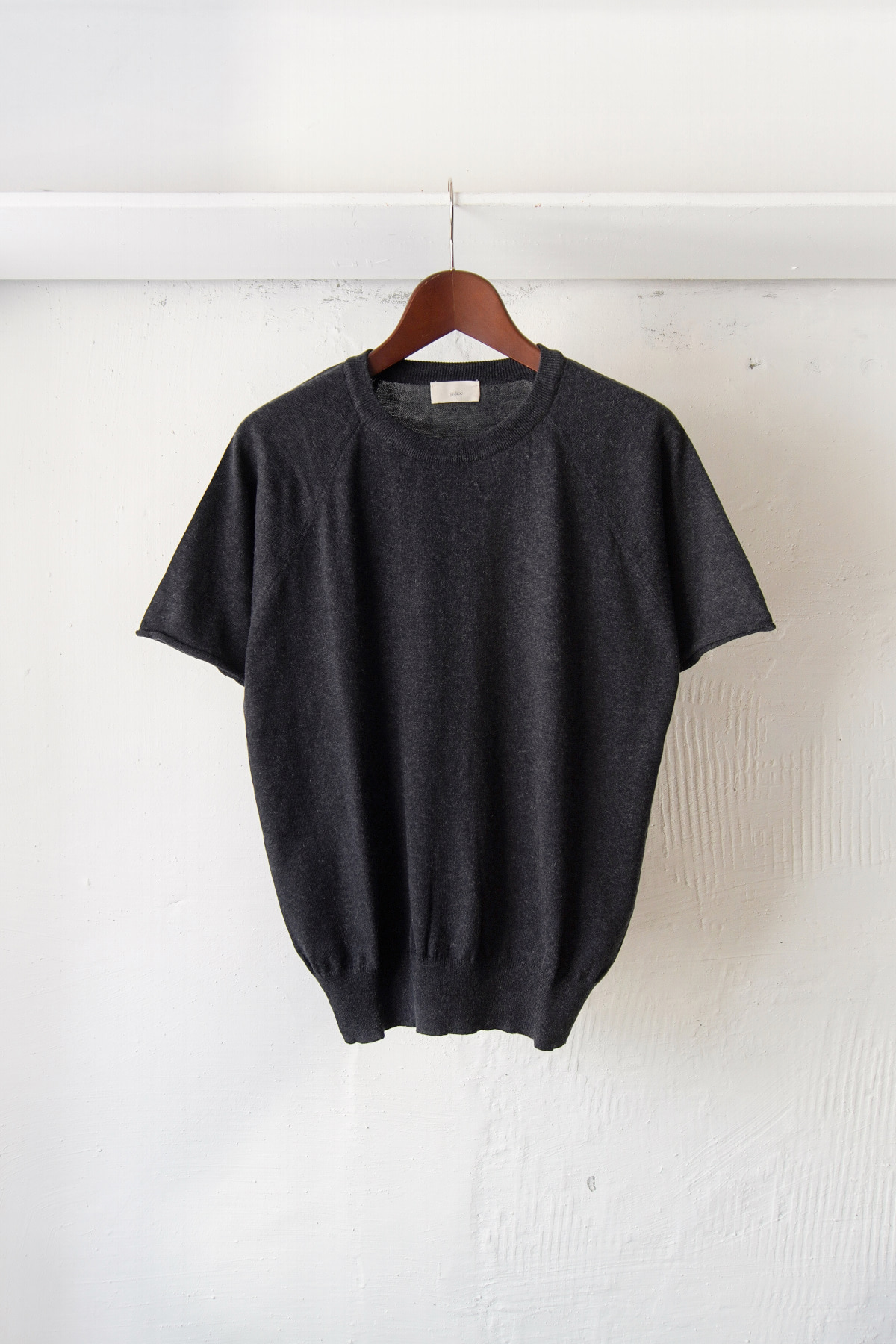 [GAJIROC] Cut-Off Sweater - Charcoal