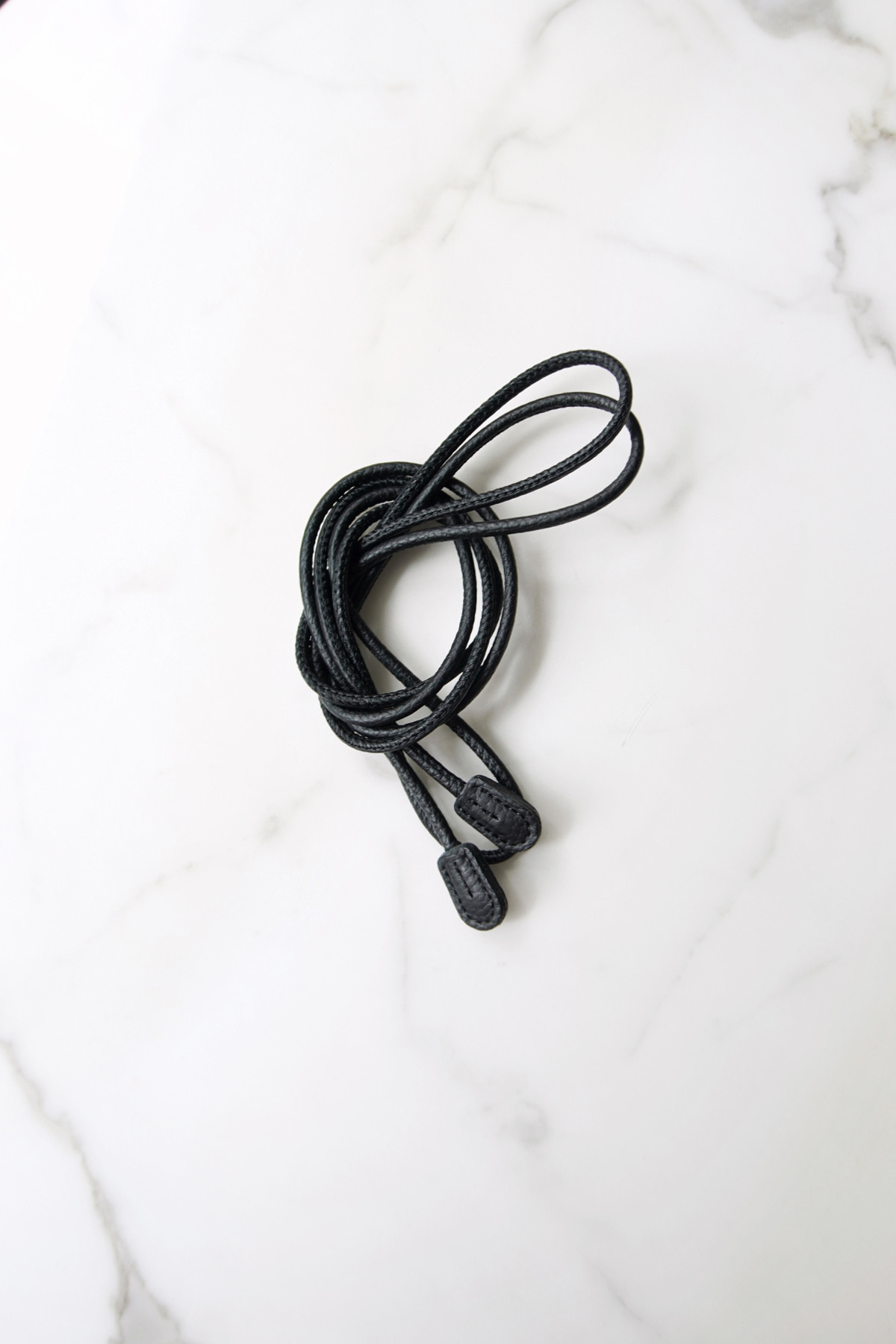 [OLD JOE BRAND] Leather String Belt – Black
